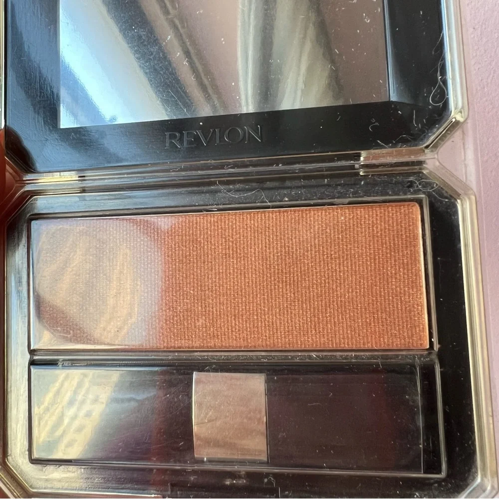 “New Old stock” vintage Discontinued Revlon blush BN sealed